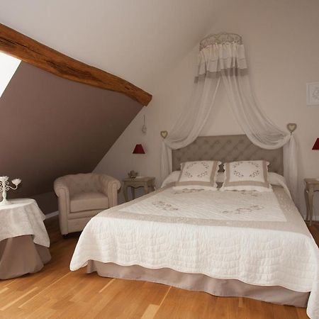 Les Jarrieres Bed & Breakfast Dame-Marie-les-Bois Eksteriør bilde