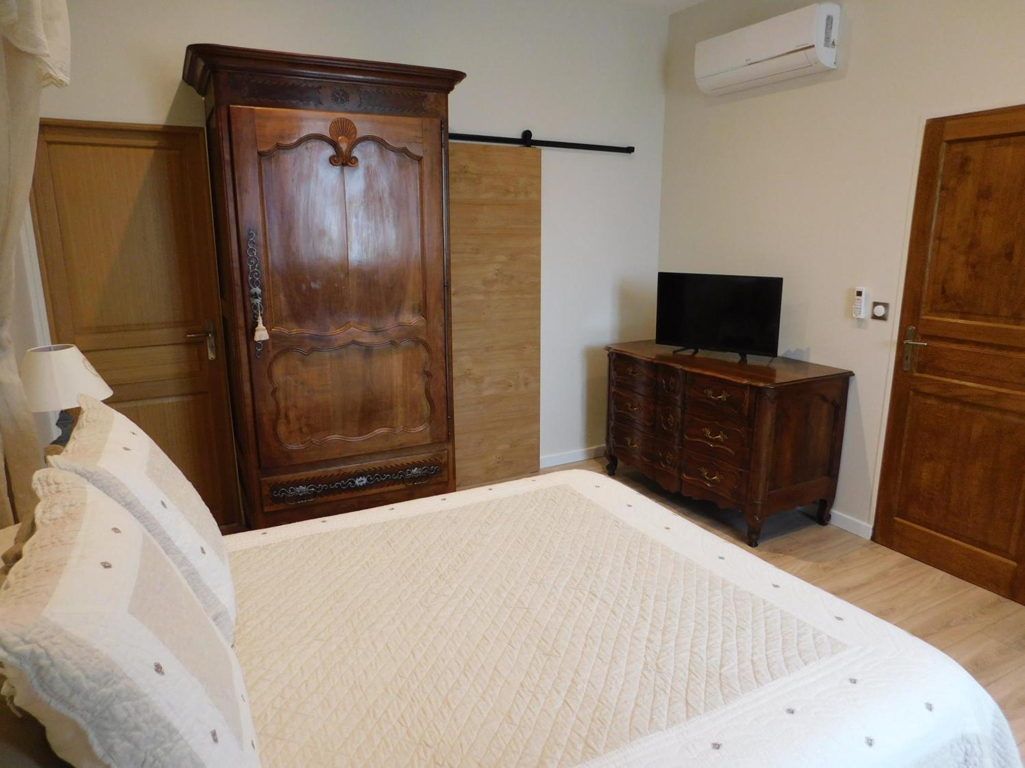 Les Jarrieres Bed & Breakfast Dame-Marie-les-Bois Eksteriør bilde